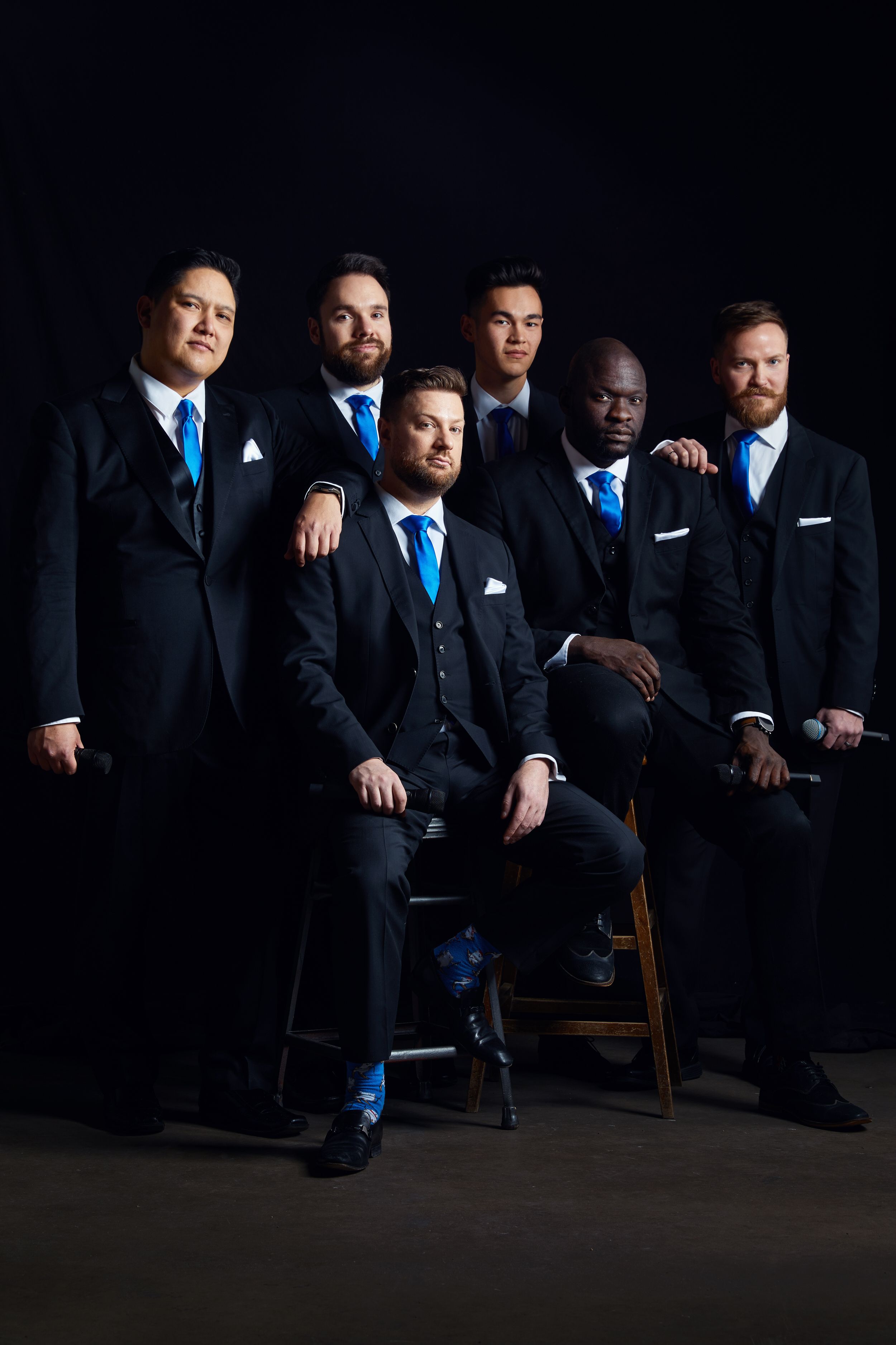 6 Minute Warning performing: weddings