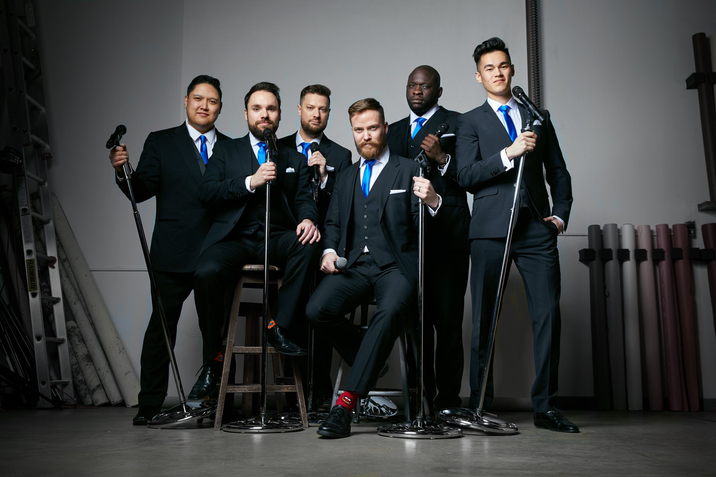 6 Minute Warning performing: corporate parties